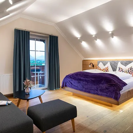 Frauenschuh Garni 4* Salzburg