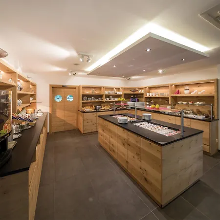 Frauenschuh Garni Hotel Salzburg