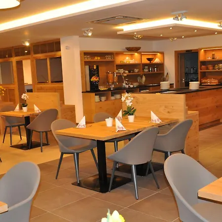 Frauenschuh Garni Hotell