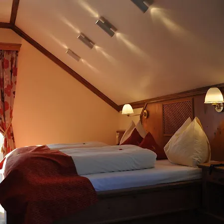 Frauenschuh Garni 4* Salzburg